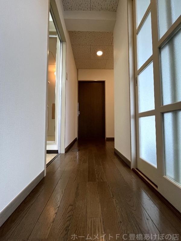 拡大写真：レ・セゾン菰口　A 3階304の同型別部屋写真