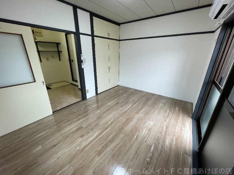 拡大写真:コーポ丸地 2階202の同型別部屋写真