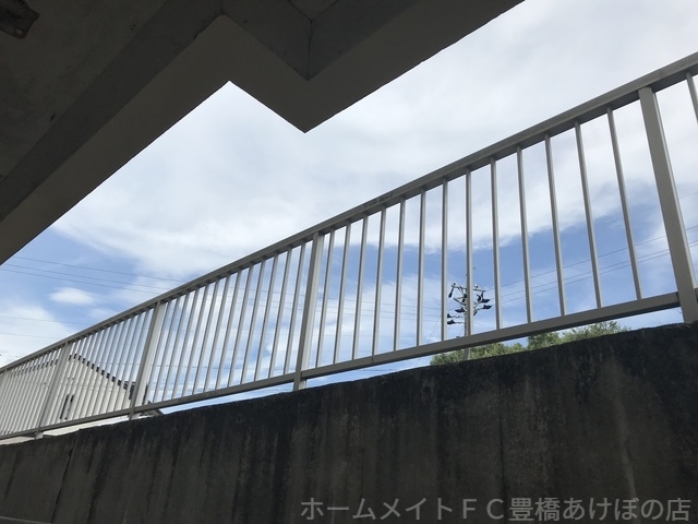 拡大写真:リゾートハイツ山本 地下1階B17の同型別部屋写真(反転)