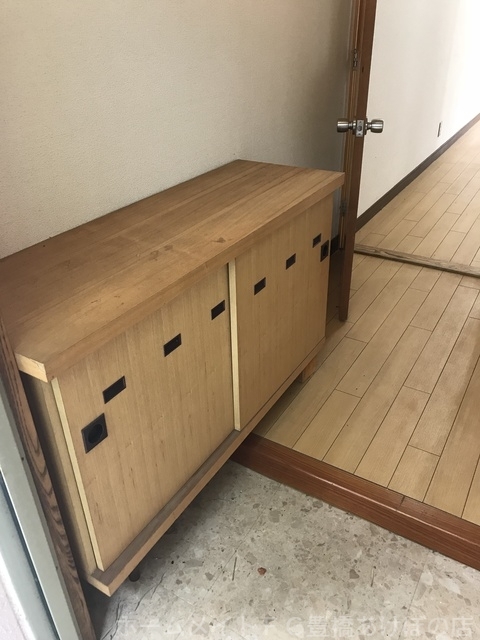 拡大写真:リゾートハイツ山本 地下1階B17の同型別部屋写真(反転)