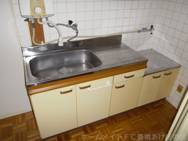 拡大写真:ライフタウン山口 2階202の同型別部屋写真