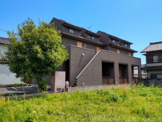 拡大写真:セザンヌ裏野 2階205の建物外観