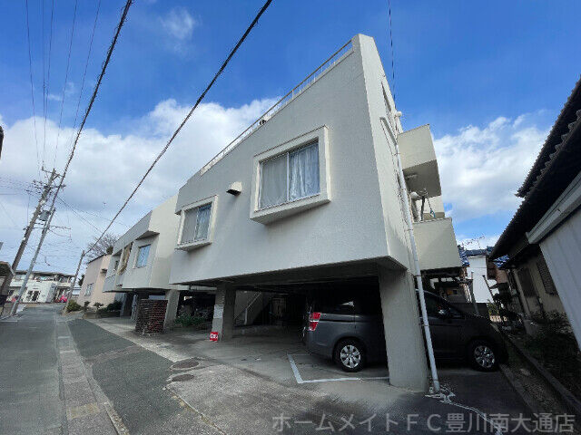 拡大写真:コーポ倉屋敷 2階201の建物外観
