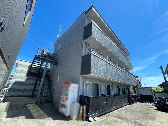 拡大写真:クレシタICHI 1階103の建物外観