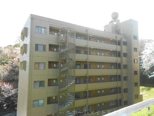 拡大写真:グリーンライフ山ノ沢 5階5Bの建物外観
