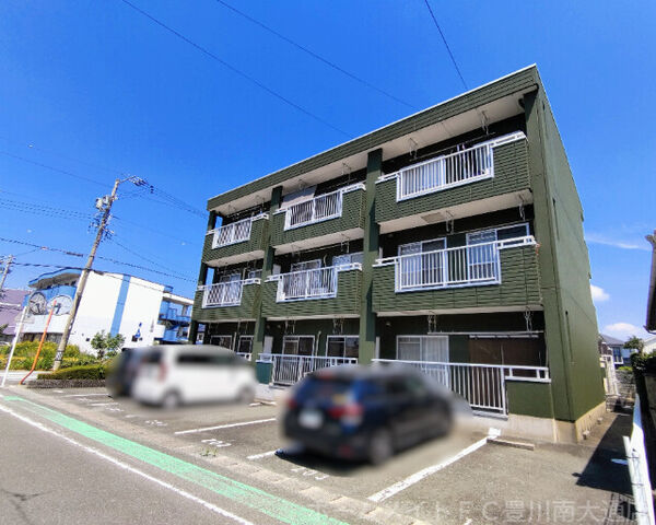 メゾンノウブルの外観