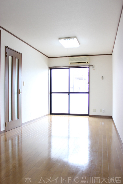 拡大写真:パシオン 1階102の同型別部屋
