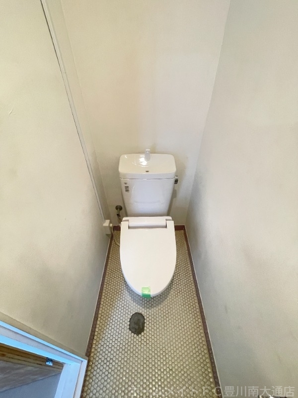 拡大写真:コーポ倉屋敷 2階201のトイレ