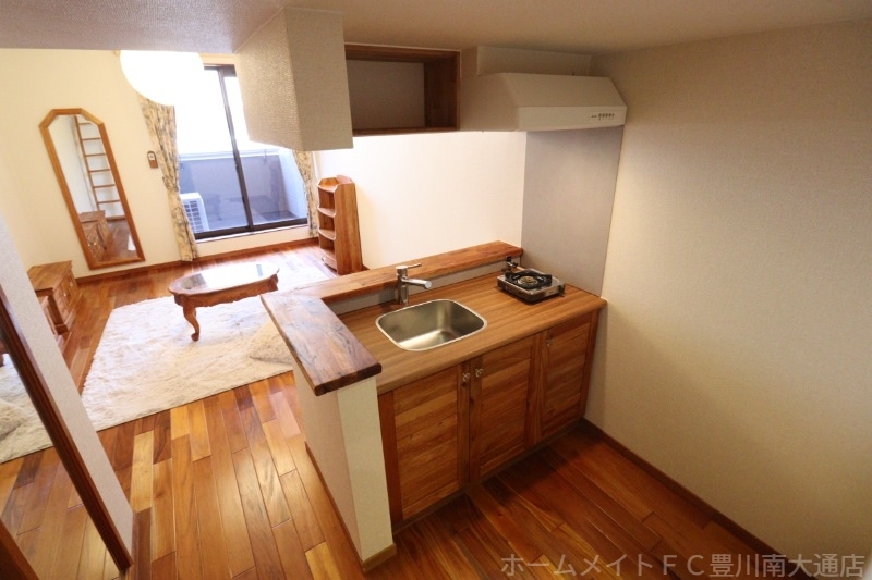 拡大写真:セザンヌ町並 1階101の同型別部屋写真