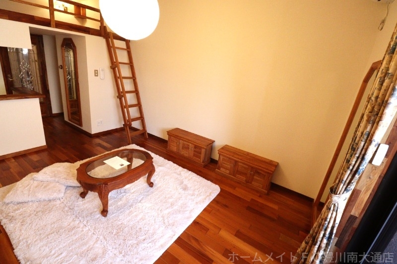 拡大写真:セザンヌ町並 1階101の同型別部屋写真