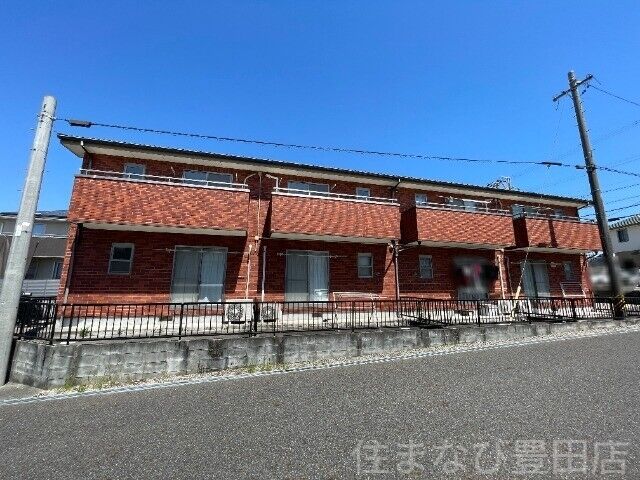 拡大写真:ヨーロピアンシャレー東新煉瓦の家 2階203の建物外観
