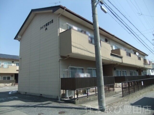 ハイツ朝日ヶ丘 A棟の外観