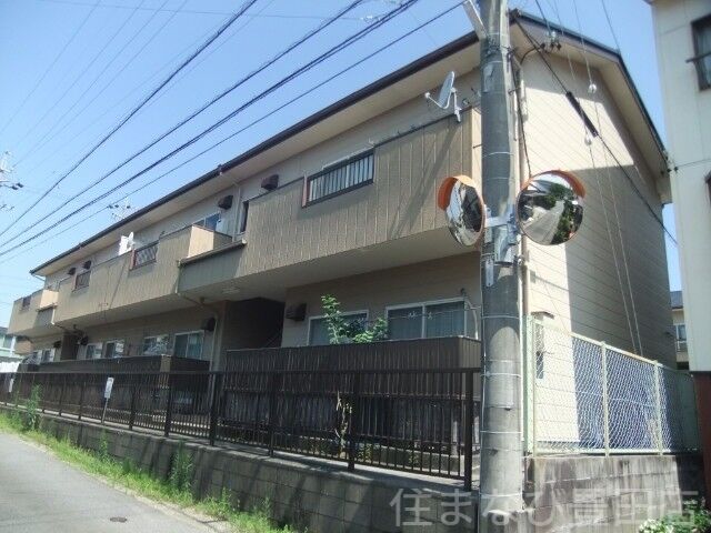 拡大写真:ハイツ朝日ヶ丘 A棟 1階102の建物外観