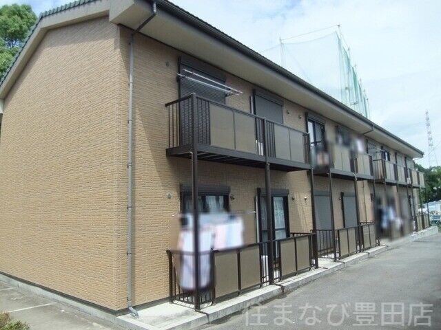拡大写真:ルミエールあさひ 1階102の建物外観