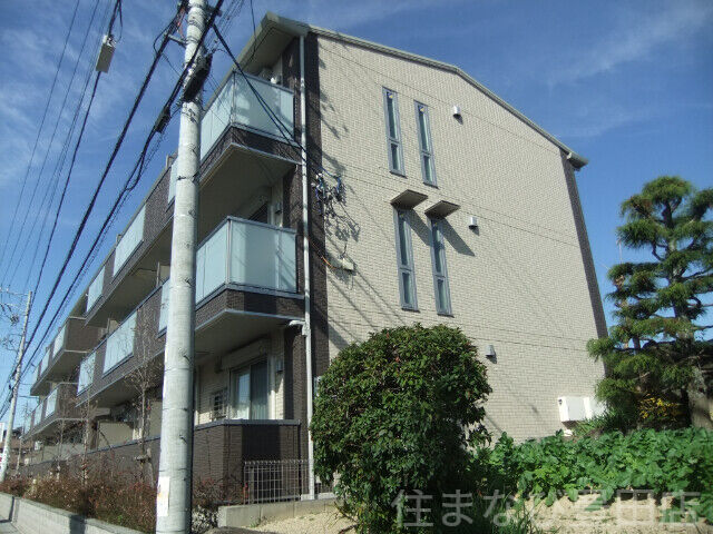 拡大写真:ユイマール浄水 1階101の建物外観