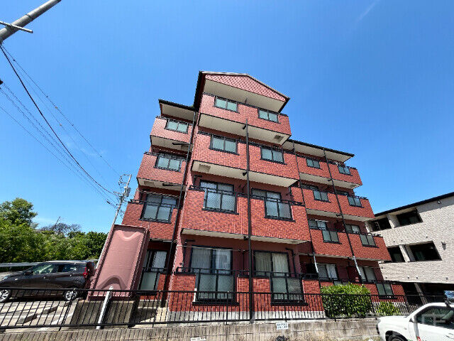 スカイパレス山之手の外観