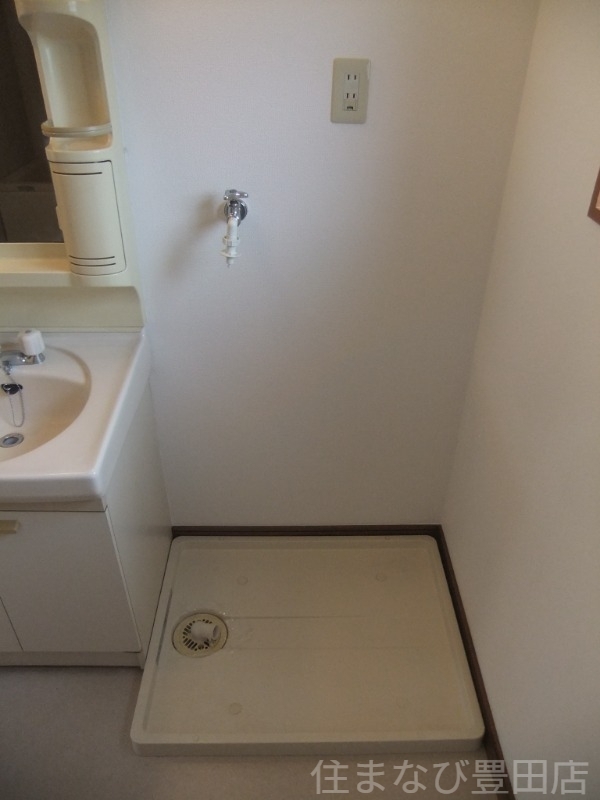 拡大写真:ハイツ朝日ヶ丘 A棟 1階102の同型別部屋写真