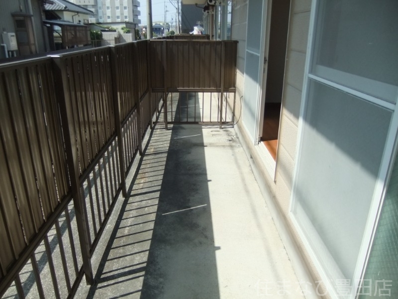 拡大写真:ハイツ朝日ヶ丘 A棟 1階102の同型別部屋写真
