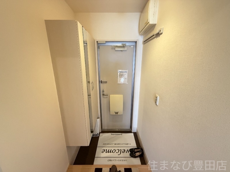 拡大写真:ビオラ 1階102の玄関