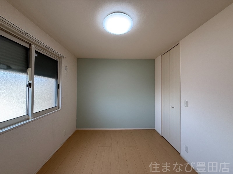 拡大写真:ビオラ 1階102の寝室