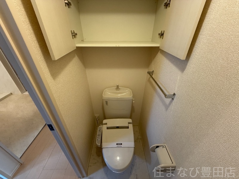 拡大写真:ビオラ 1階102のトイレ