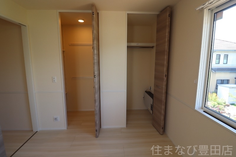 拡大写真:美扇 1階1の収納