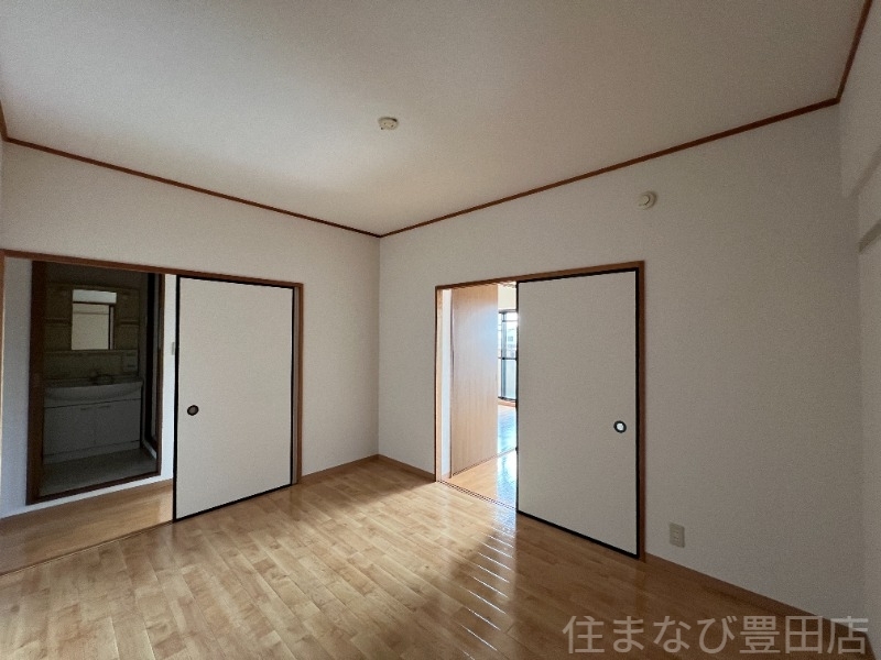 拡大写真:レイクアベニュー白鳥 2階202の子供部屋