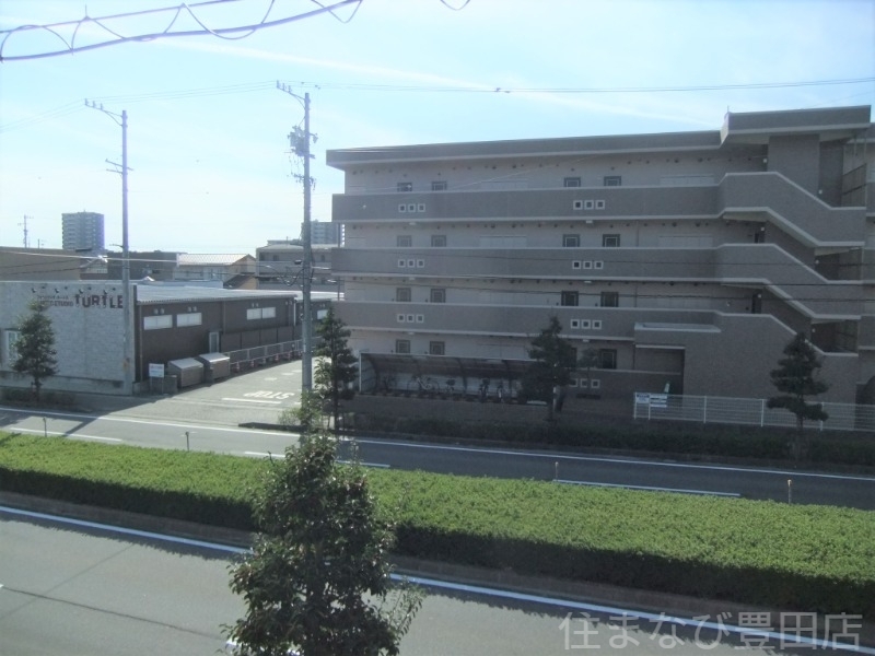 拡大写真:ユイマール浄水 1階101の2階からの眺望