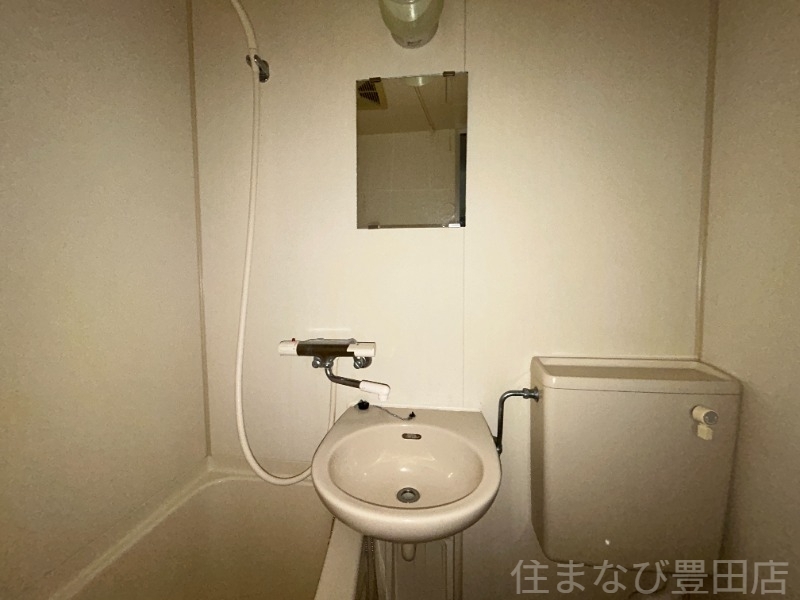拡大写真:GATHER24 2階201の洗面所