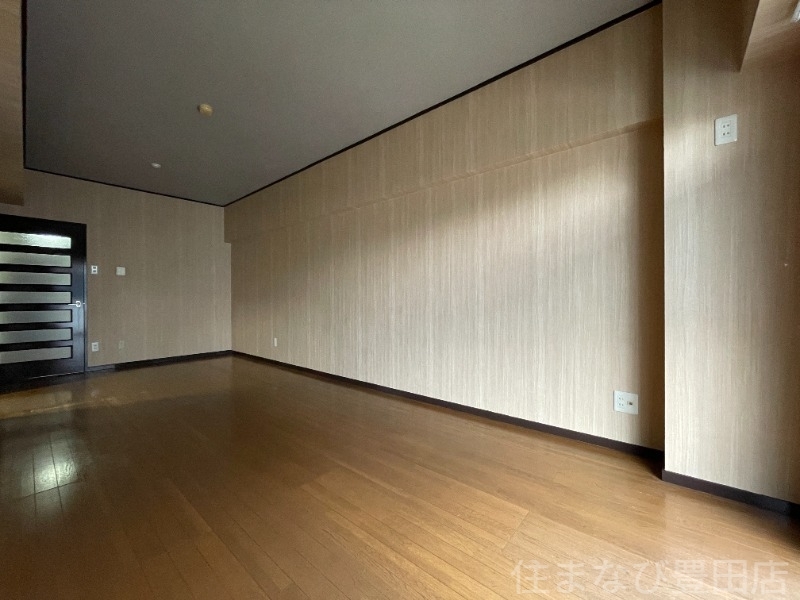 拡大写真:サンハイツ池田 3階302の同型別部屋写真