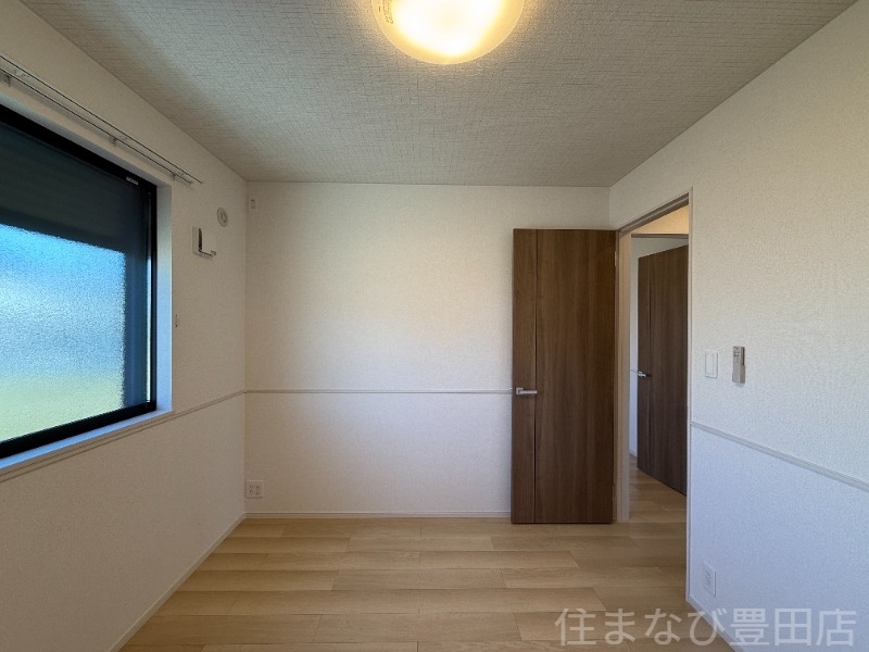 拡大写真:カーサ京ケ峰・イースト 1階101の同型完成モデル