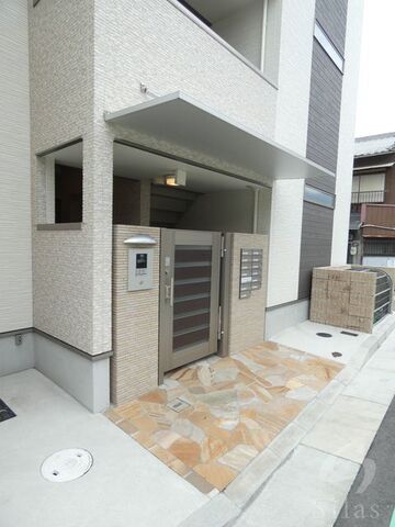 拡大写真:尼崎市西桜木町 3階301の外観