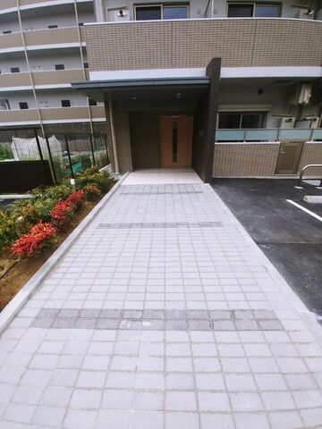 拡大写真:吹田市岸部中3丁目 4階403の外観