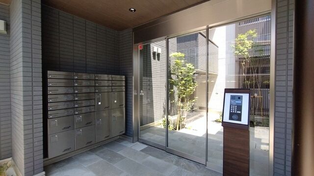 拡大写真:大阪市東淀川区上新庄2丁目 2階201の外観