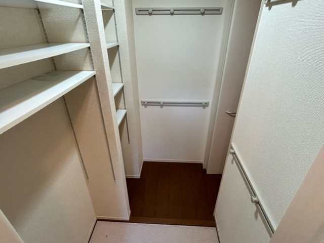 拡大写真:吹田市山田 東4丁目 1階102の内観