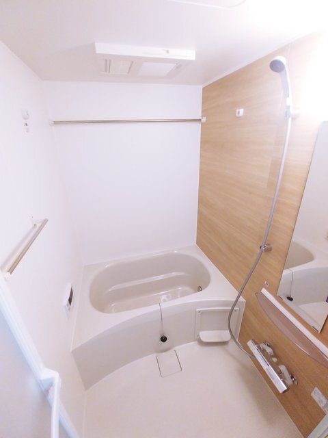 拡大写真:吹田市岸部中3丁目 4階403の内観