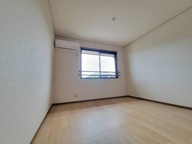 拡大写真:宝塚市鹿塩1丁目 2階202の内観
