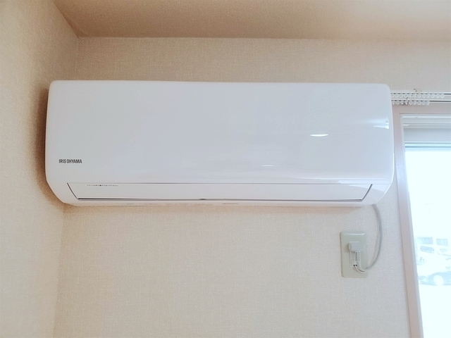 拡大写真:伊丹市荻野7丁目 2階202の内観