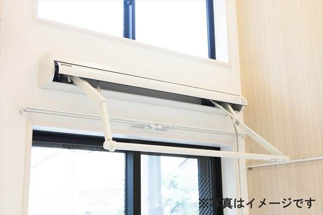 拡大写真:フォレスティ検見川 1階102のフォレスティ検見川の室内洗濯干
