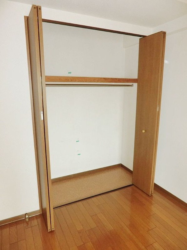 拡大写真:千葉市若葉区高品町 3階315の収納