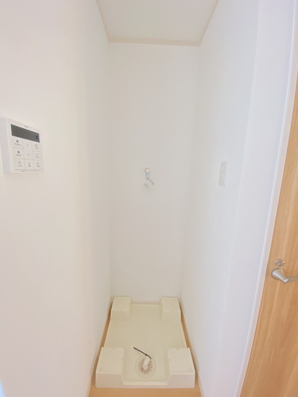 拡大写真:エスコート 2階207のその他部屋・スペース