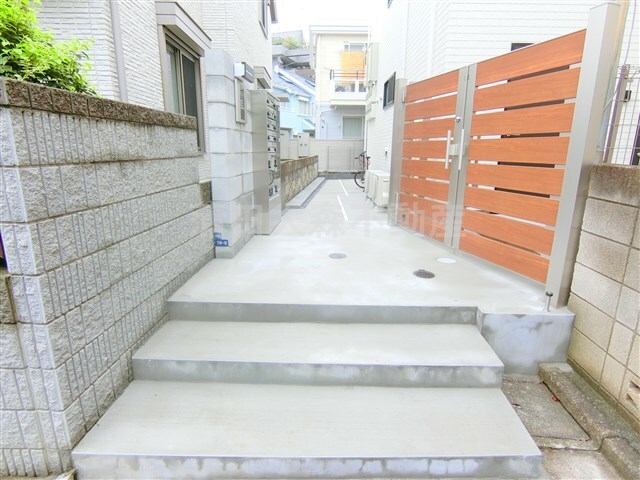 拡大写真:大田区西蒲田1丁目 1階103のエントランス