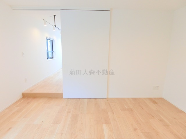 拡大写真:アバンテ池上 4階404の居間