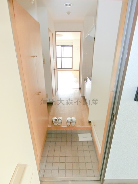 拡大写真:コアタカセ 5階502の玄関
