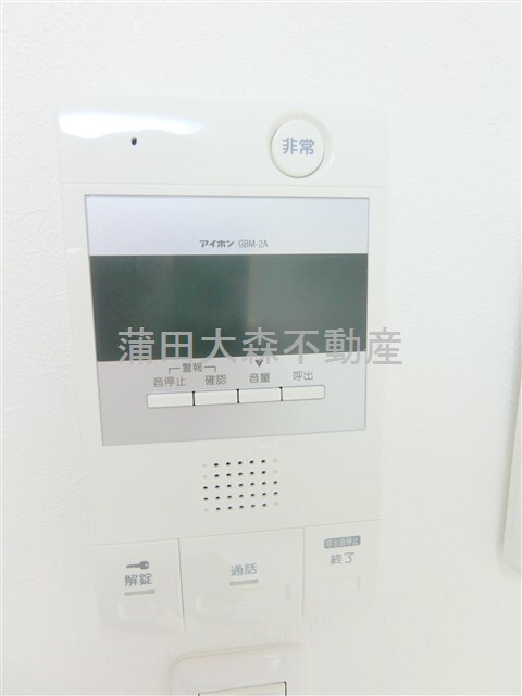 拡大写真:Well-being羽田 1階101のTVモニター付オートロック インタ―ホン