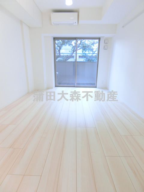 拡大写真:ブライズ蒲田EAST 1階103の居間