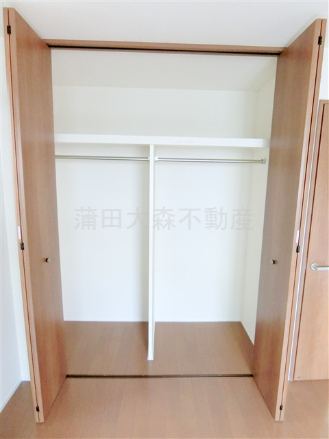 拡大写真:グランピア蒲田 3階302の収納 クローゼット