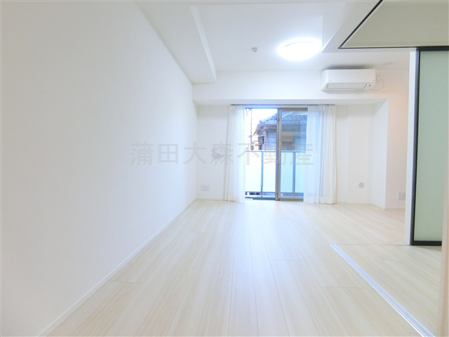 拡大写真:LIBR GRANT羽田 4階409のLDK11.9帖 リビングダイニングキッチン