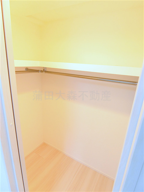 拡大写真:LIBR GRANT羽田 4階409の大型収納 ウォークインクローゼット