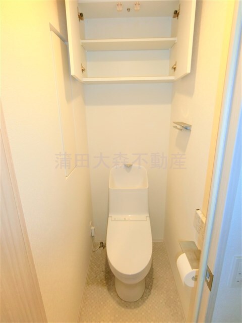拡大写真:Gatehouse Otorii 2階206のトイレ